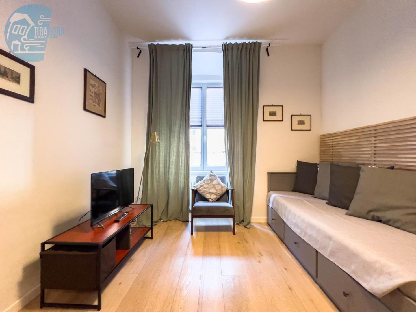 Imbriani 4S Tirabora Short Rent Apartment Trieste Exterior photo